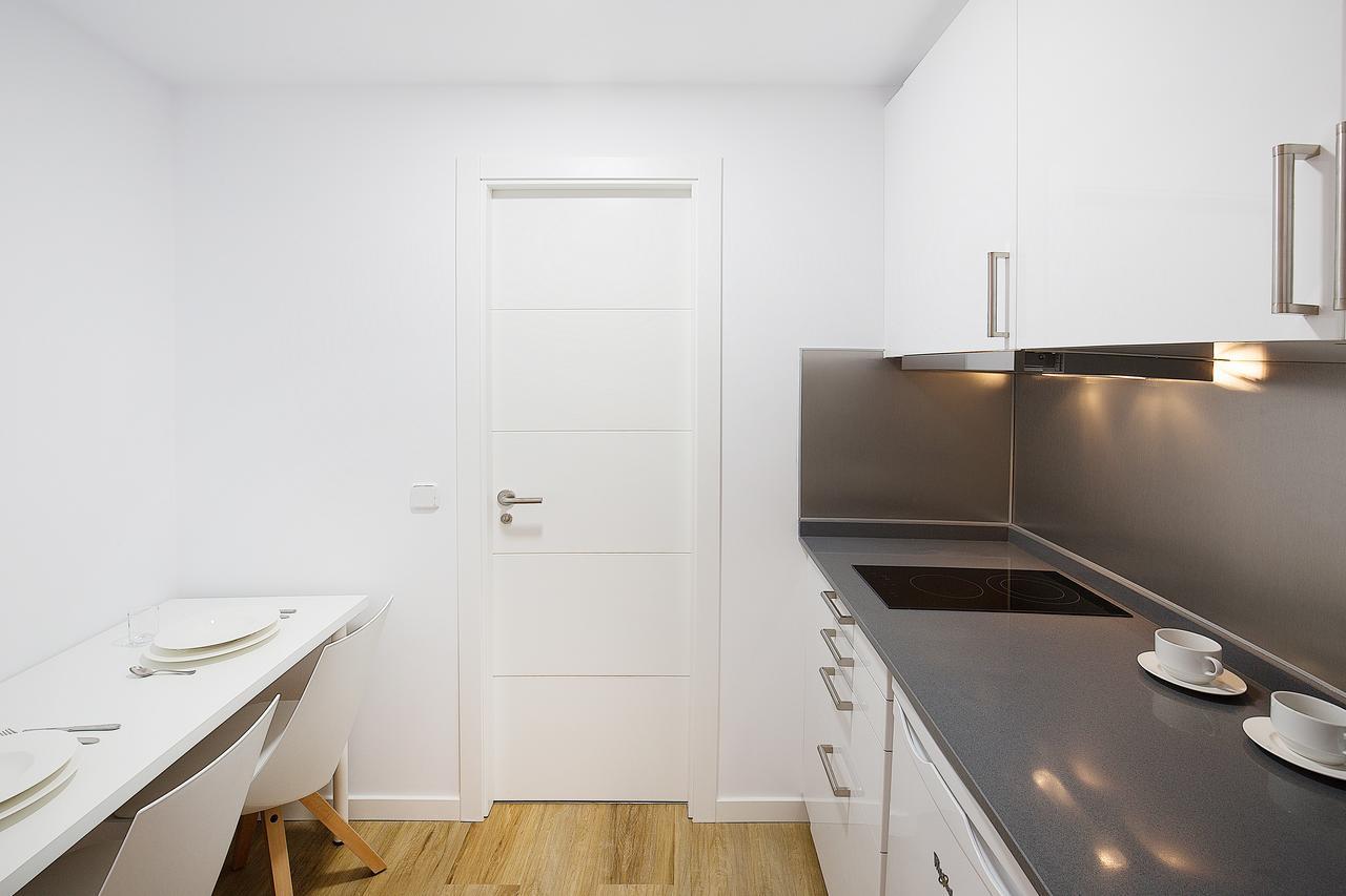 Apartamentos Tandem La Bolsa 4 Madrid Extérieur photo