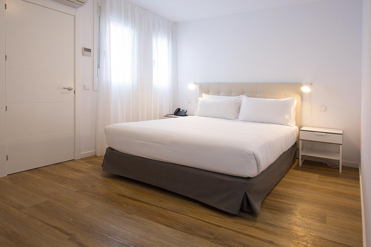 Apartamentos Tandem La Bolsa 4 Madrid Extérieur photo